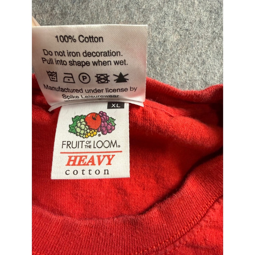 The Beatles Sgt Peppers T Shirt Women XL Red Cotton Graphic Rock Band Tee 2013 - Picture 4 of 7